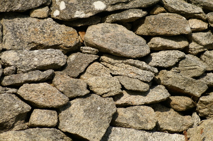 Muret en pierre sèche. © Erwann Coignard