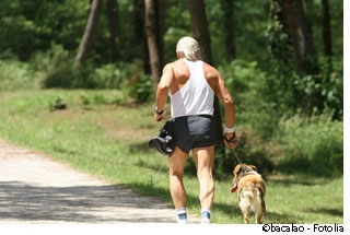 Courir avec son chien, oui, mais en prenant des précautions. Le cani-cross ne s'improvise pas. © Bacalao, Fotolia