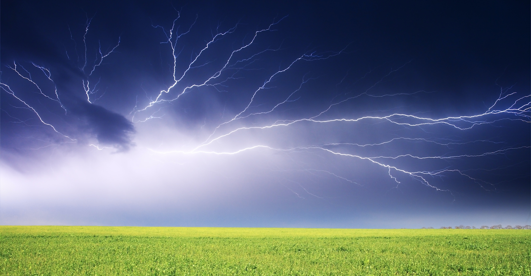 Environ 16 millions d’orages éclatent chaque année sur notre Planète. Le plus souvent en été. © Leonid Tit, Adobe Stock
