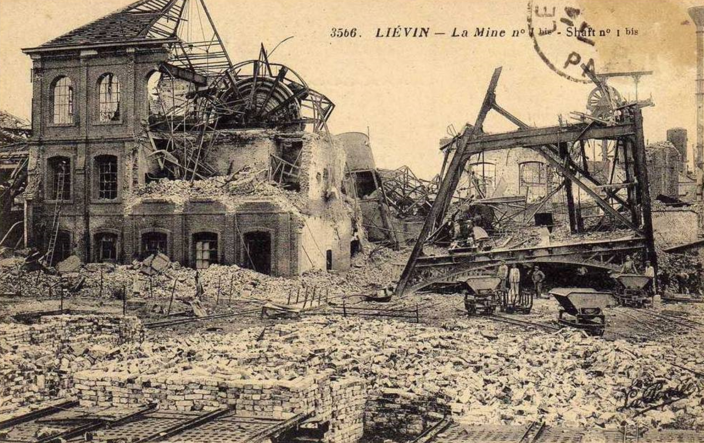 En France, près de 370.000 bâtiments ont été intégralement détruits lors de la guerre 14-18. © Wikimedia Commons, Domaine Public