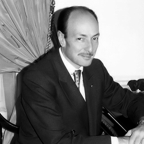 Edgardo D. Carosella