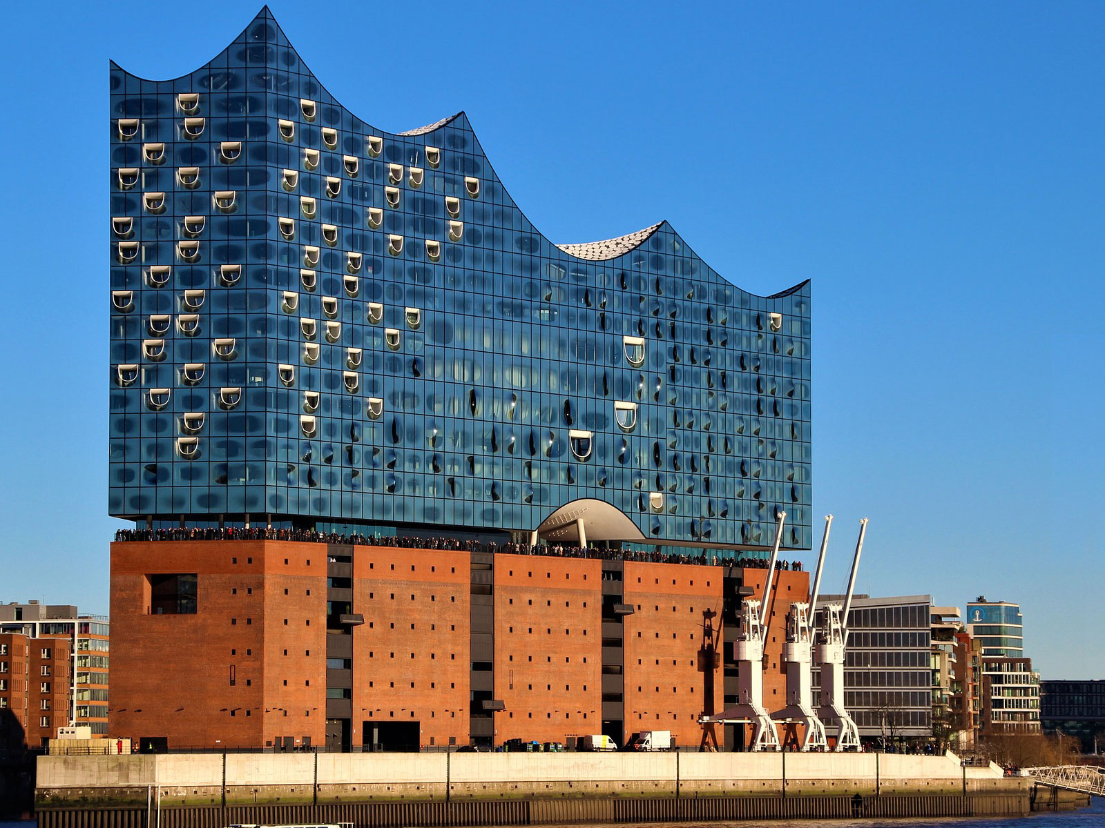 Hambourg, la Philharmonie de l’Elbe réalisée par les architectes Herzog et Meuron