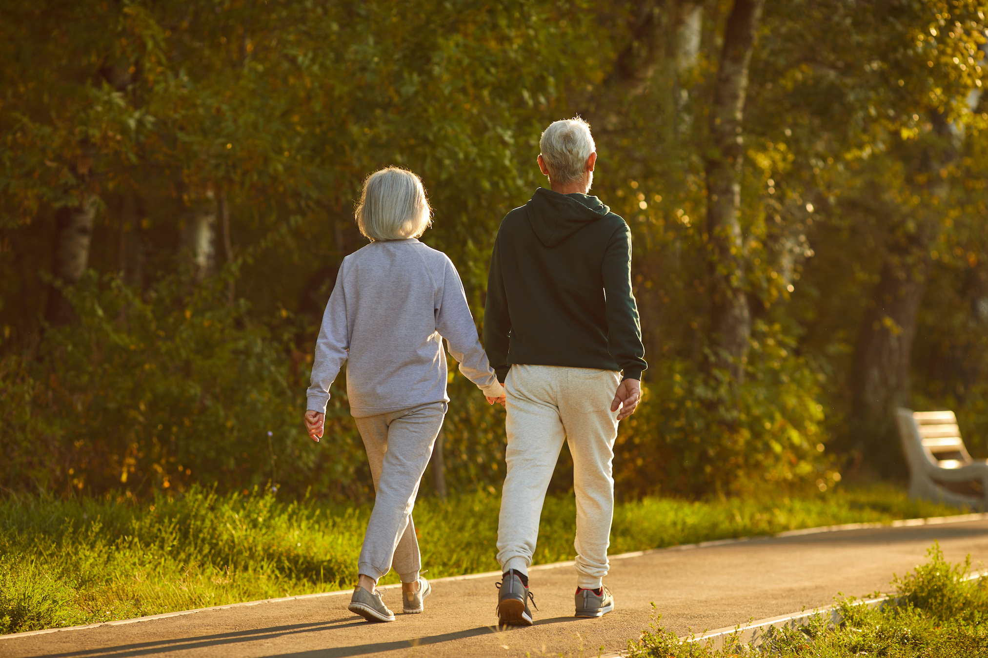 Pratiquer quotidiennement une activité physique, c'est bon contre la dépression, la démence et l'AVC. © Studio Romantic, Adobe Stock