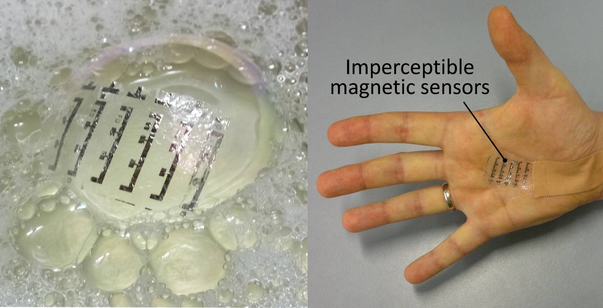 Les nouveaux capteurs sensoriels sont si légers (3 g/m2) qu’ils flottent sur une bulle de savon (à gauche). Le capteur magnétique est imperceptible dans la paume de la main, avec un élément connecté à un circuit de mesure (à droite). © IFW Dresden