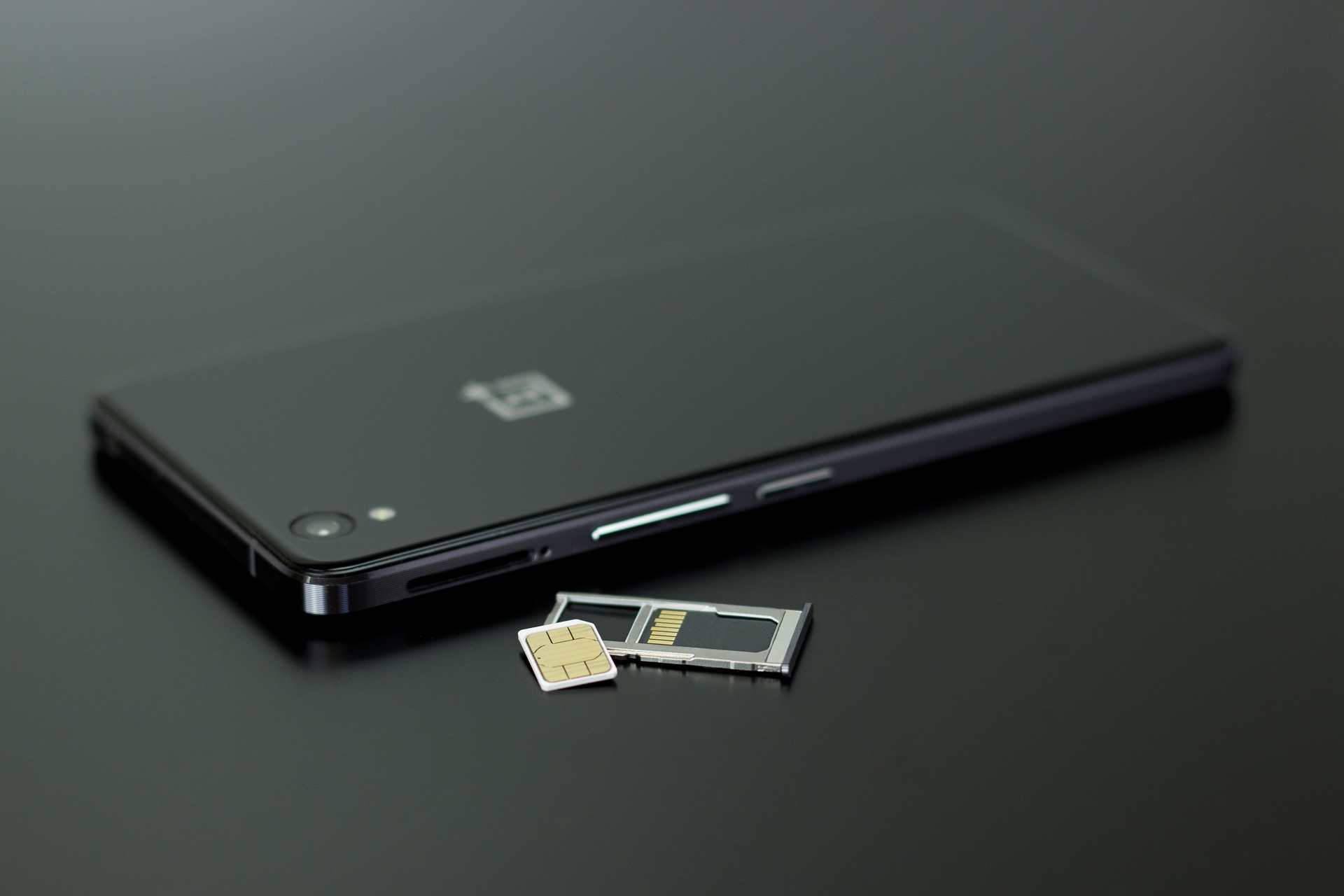 Xiaomi travaille sur une carte hybride combinant carte SIM et stockage. © Pexels, Pixabay