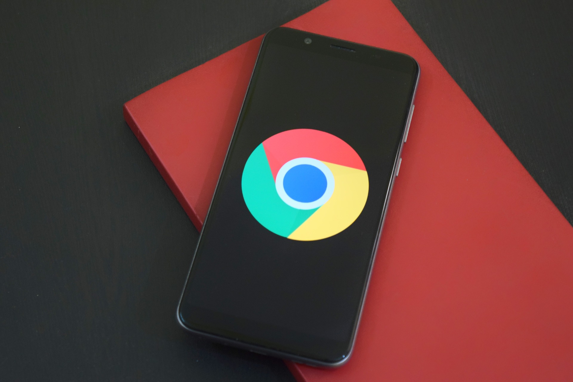 Google Chrome sur Android laisse libre accès aux données de l’accéléromètre pour tous les sites Web. © Deepanker Verma,&nbsp;Pixabay