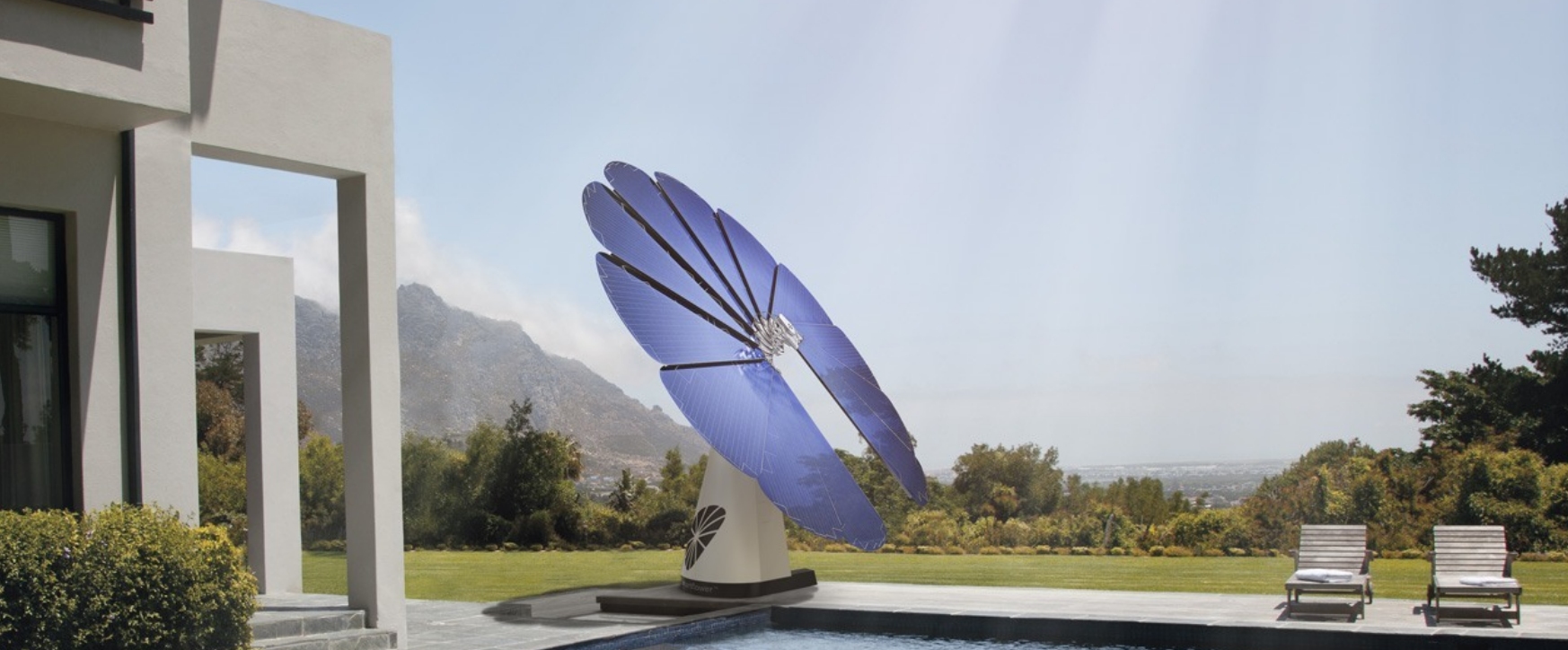 Cette grande fleur, de 4,80 m de diamètre pour 700 kg, s'appelle SmartFlower. Elle suit le soleil à la manière d'un tournesol, une bonne solution pour maximiser le rendement des cellules photovoltaïques. © SmartFlower