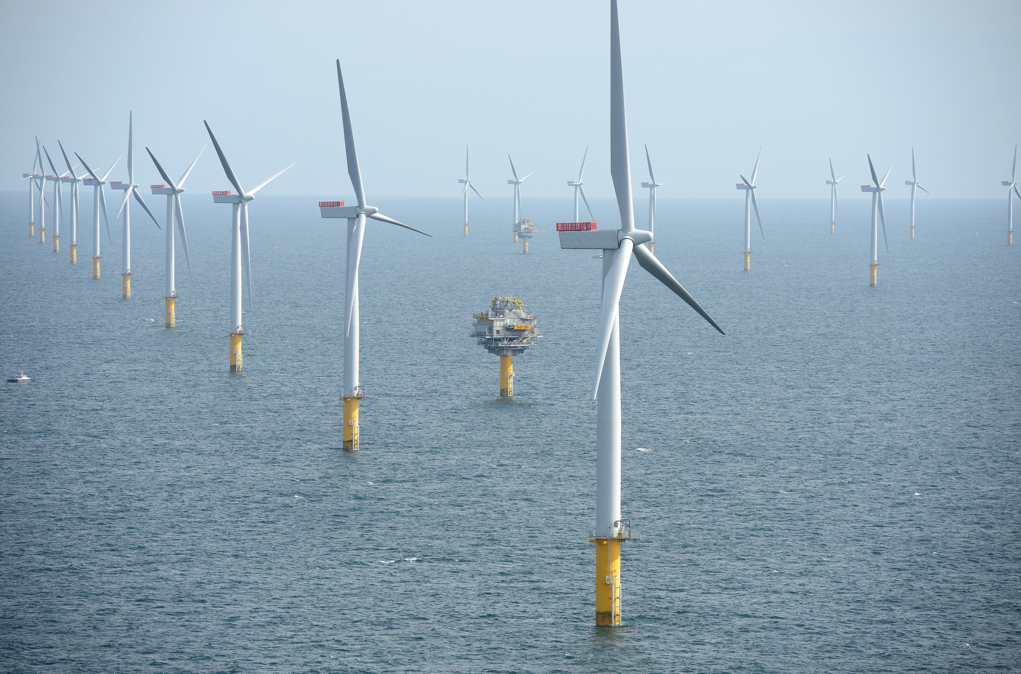 Le parc éolien de Sheringham Shoal, en mer du Nord, au large de Norfolk, en Angleterre, totalise 316,8 MW. © NHD-Info,&nbsp;CC&nbsp;by-sa&nbsp;2.0