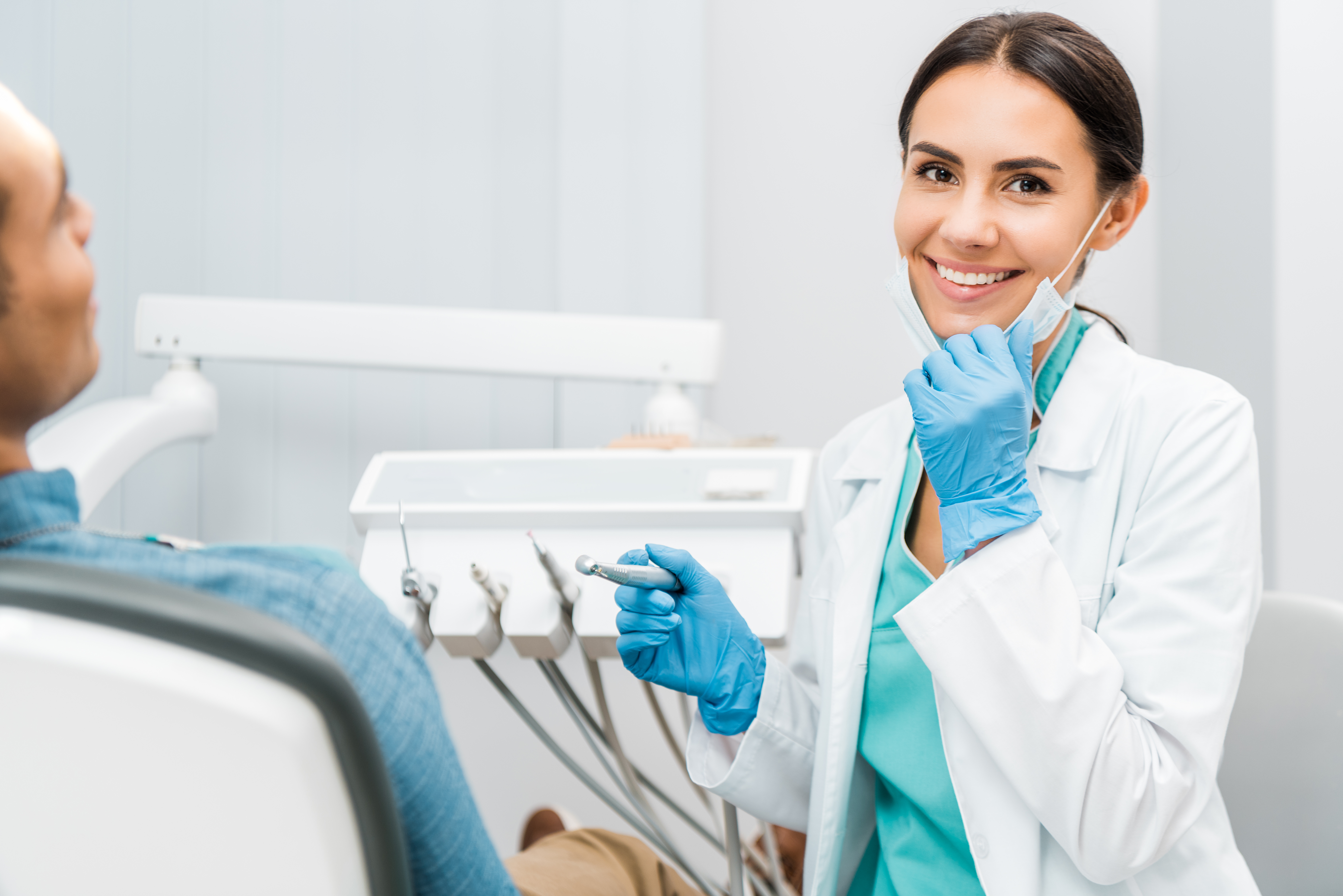Le modèle suisse repose sur la prévention et encourage à préserver la santé bucco-dentaire © LIGHTFIELD STUDIOS, Adobe Stock