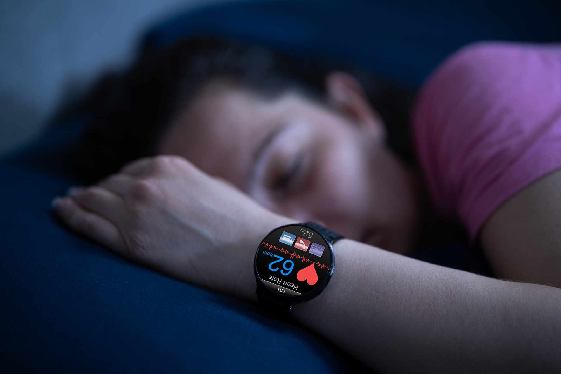 Des scientifiques ont étudié le risque d’accidents cardiovasculaires en lien avec cinq composantes du sommeil. © Andrey Popov, Adobe Stock