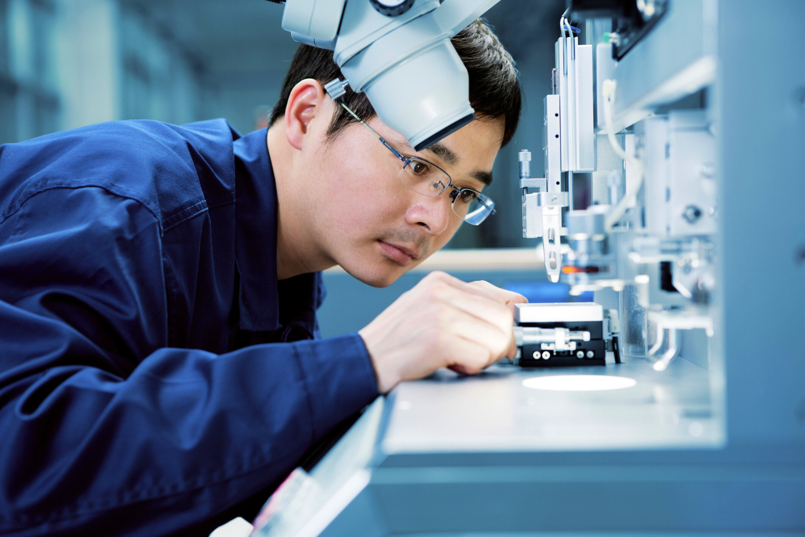 Percée dans l'étude des électrons : création de réseaux cristallins artificiels. © 7Postman, iStock