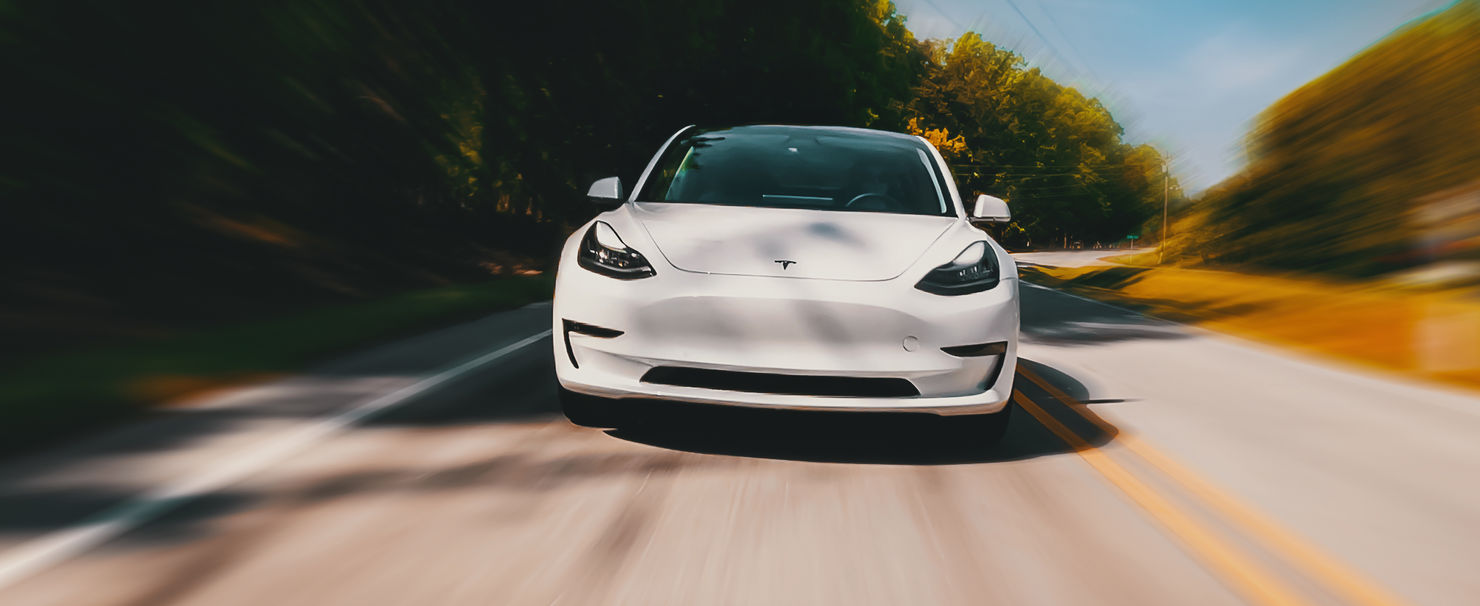 Encore un effet d’annonce ? Selon Elon Musk, le système de conduite autonome arriverait dès la fin de l’année 2023. © Tierney, Adobe Stock