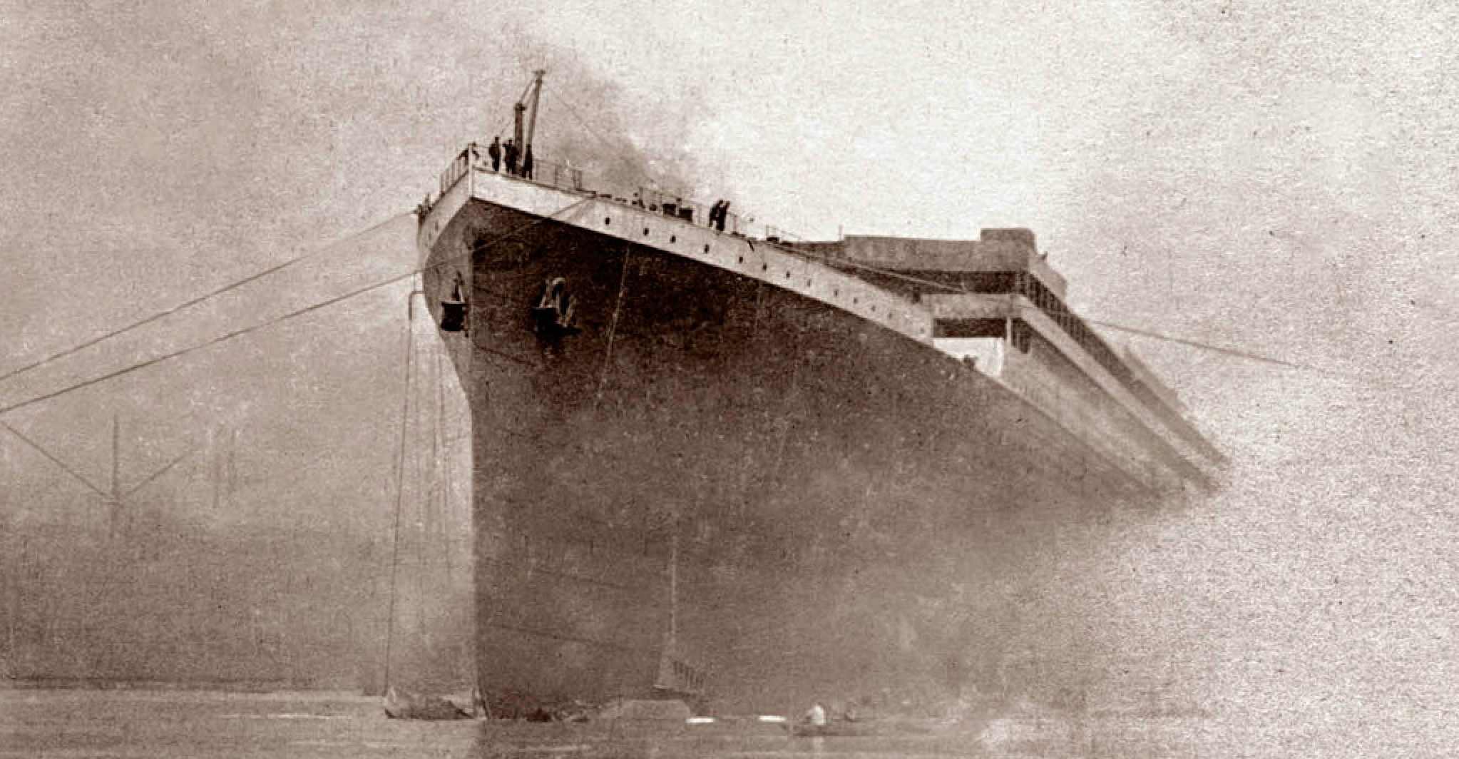 L'iceberg ne serait pas la seule cause du naufrage du Titanic. Ici, photographie du Titanic extraite du film Titanic&nbsp;: The New Evidence. © Channel 4