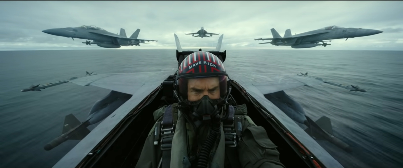 Pour le tournage de Top Gun 2, les pilotes des F-18 ont effectué des vols dans des configurations bien plus serrées qu’ils ne le font en conditions réelles. © Paramount Pictures