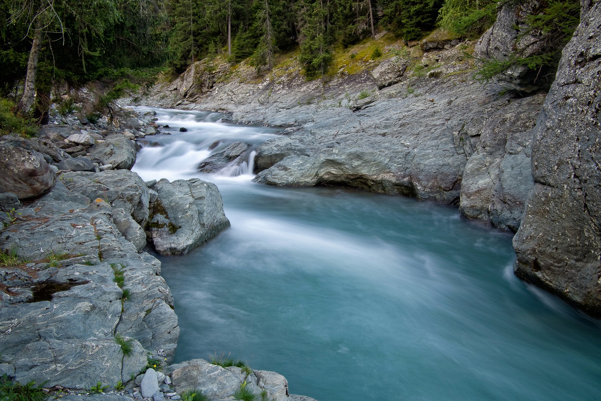 Le débit saisonnier des rivières est chamboulé entre l'hiver et le printemps, à l'inverse du cycle naturel. © Camera-man, Pixabay 