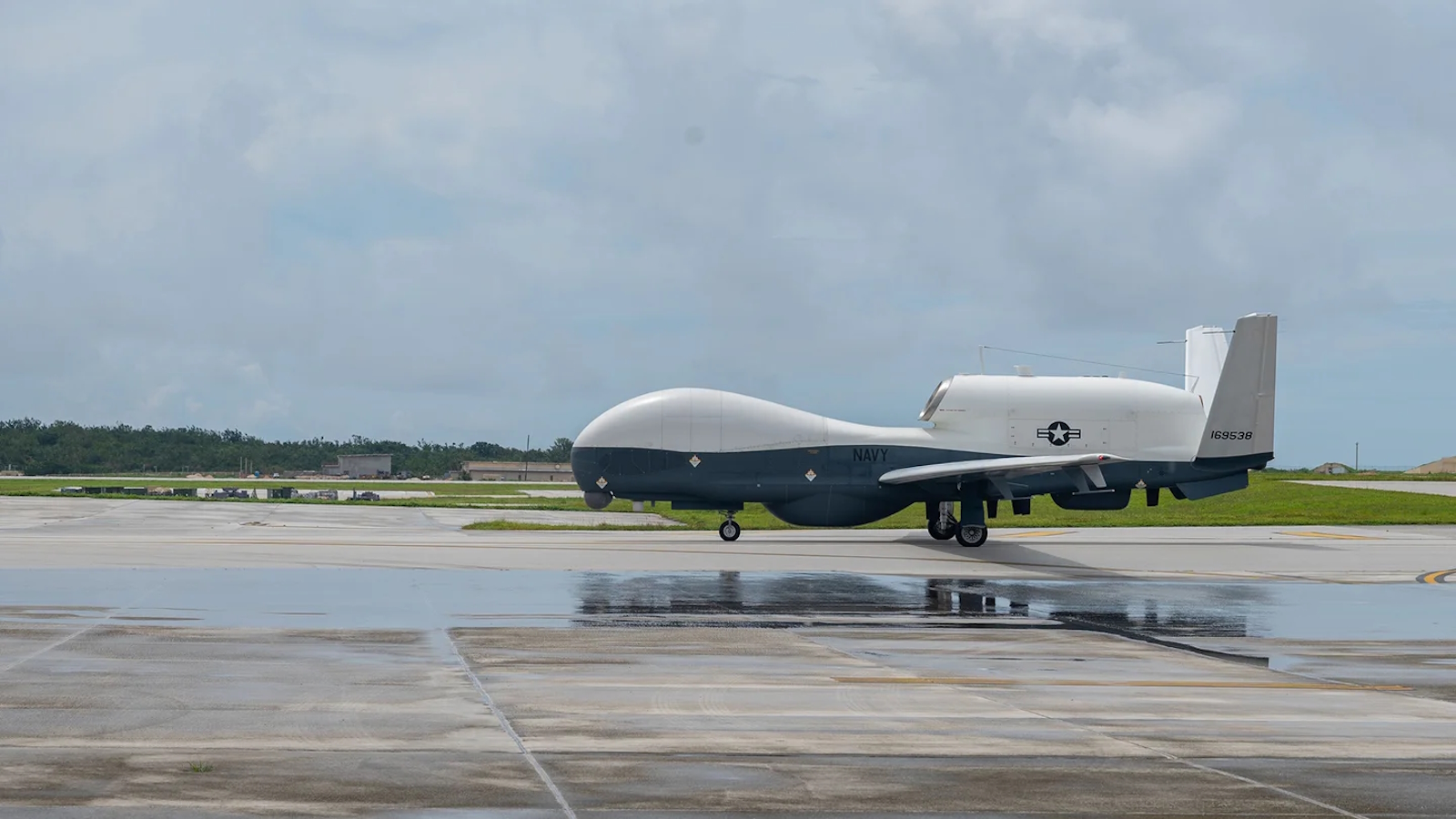 Ce gigantesque drone est taillé pour surveiller l’essentiel de l’océan Pacifique durant 24 heures. © US Navy