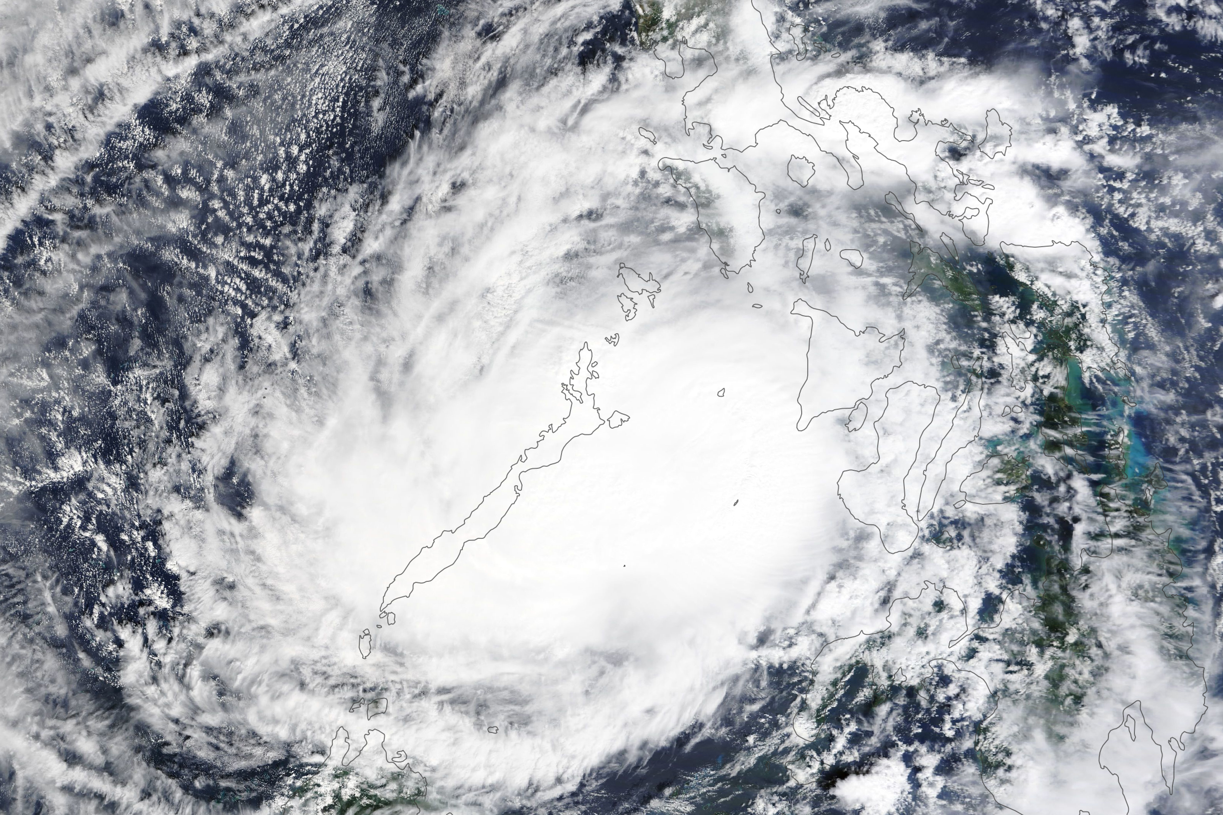 Le typhon Rai sur les Philippines le 17 décembre 2021, vu du satellite.&nbsp;