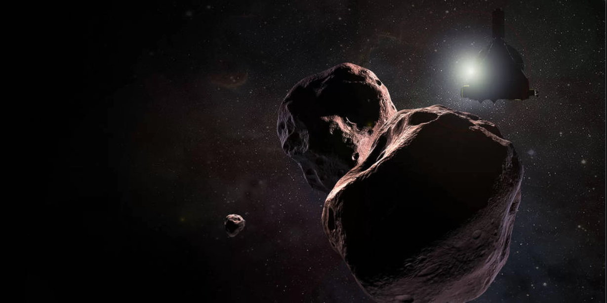 La lumière de l'astéroïde Ultima Thulé ne correspond pas à sa forme irrégulière. Un mystère que la sonde New Horizons vient de résoudre à l'occasion d'un survol historique effectué le 1er janvier 2019. © Steve Gribben/Nasa/JHUAPL/SwRl