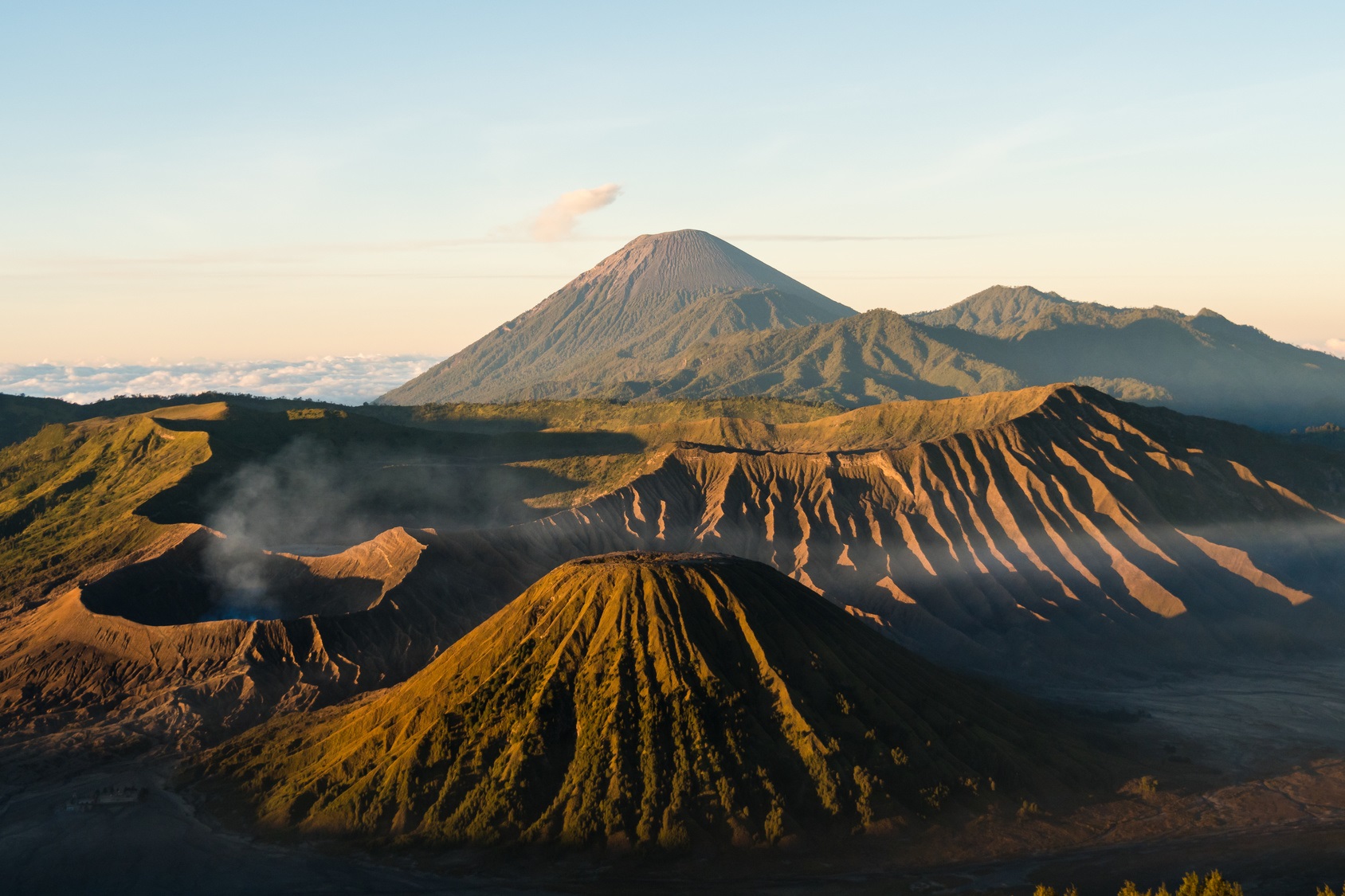 Les volcans ne sont pas répartis au hasard à la surface du globe. © Rami, Fotolia