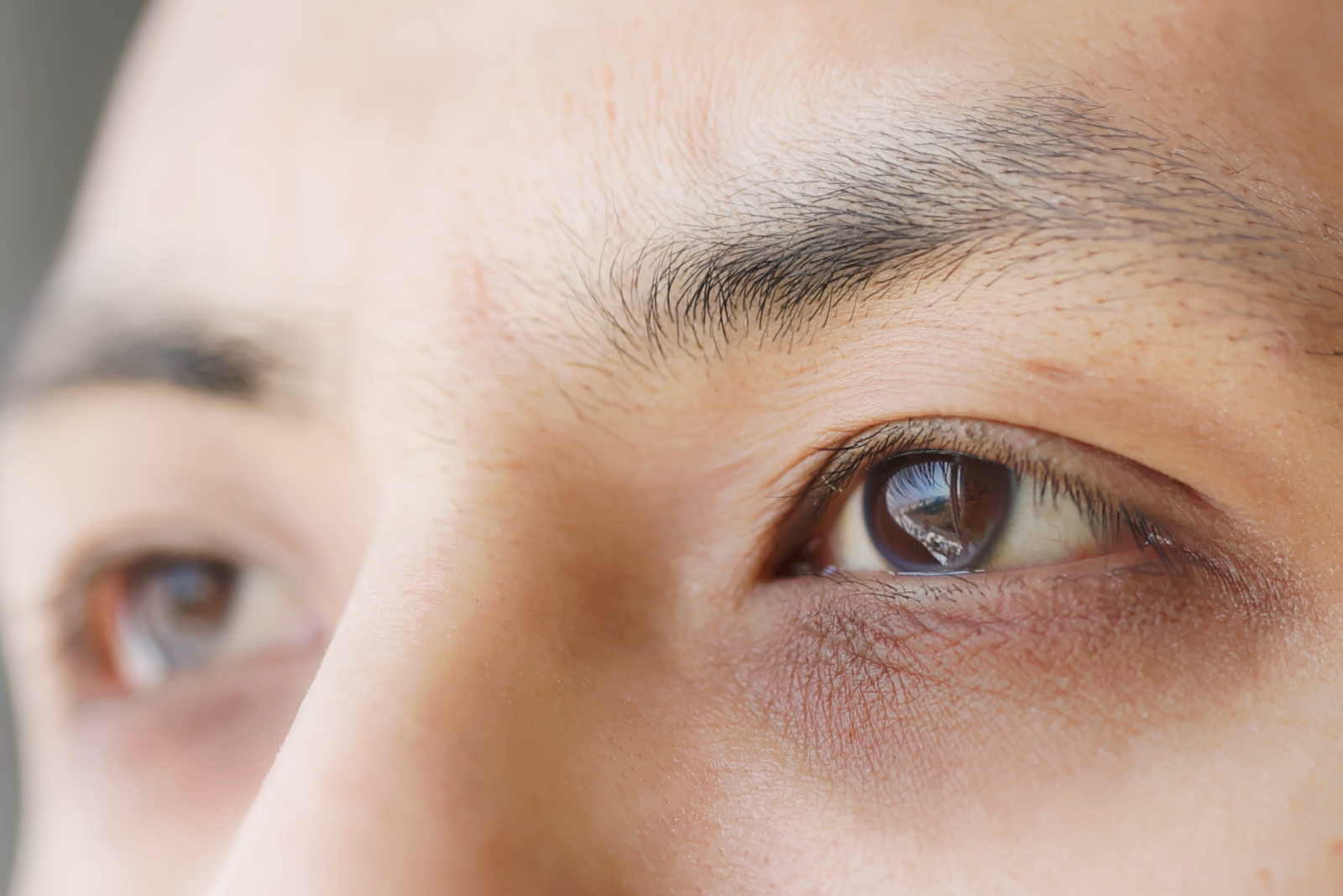 Les usages numériques font souffrir les yeux. © PonyWang, iStock