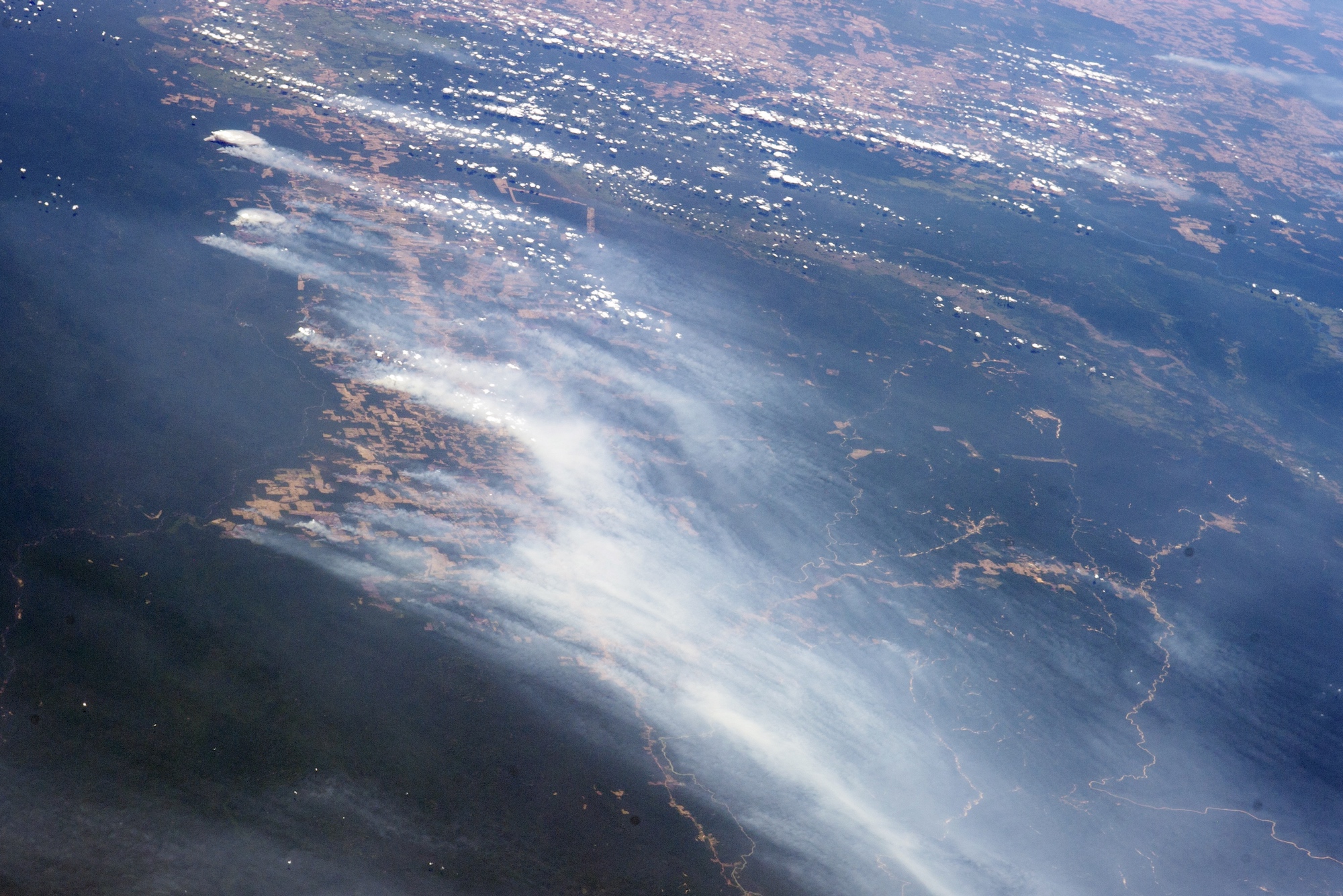 Incendies dans la région du Mato Grosso au Brésil, photographiés le 19 août 2014 depuis la Station spatiale internationale (ISS). © Nasa