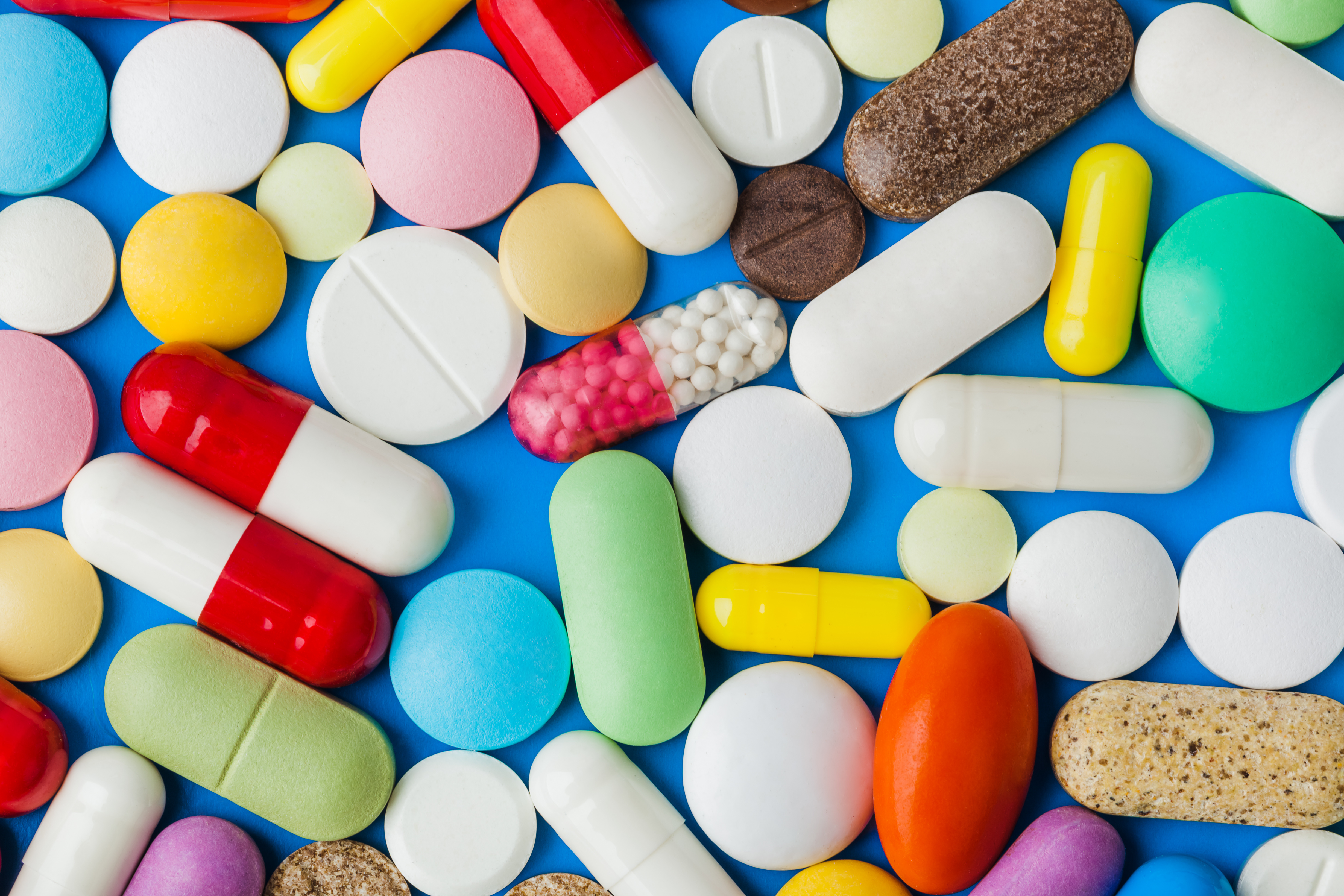 Cent-douze médicaments autorisés&nbsp;ont une balance bénéfice-risque insatisfaisante, selon la revue Prescrire.&nbsp;© Nikolai Sorokin,&nbsp;Adobe Stock