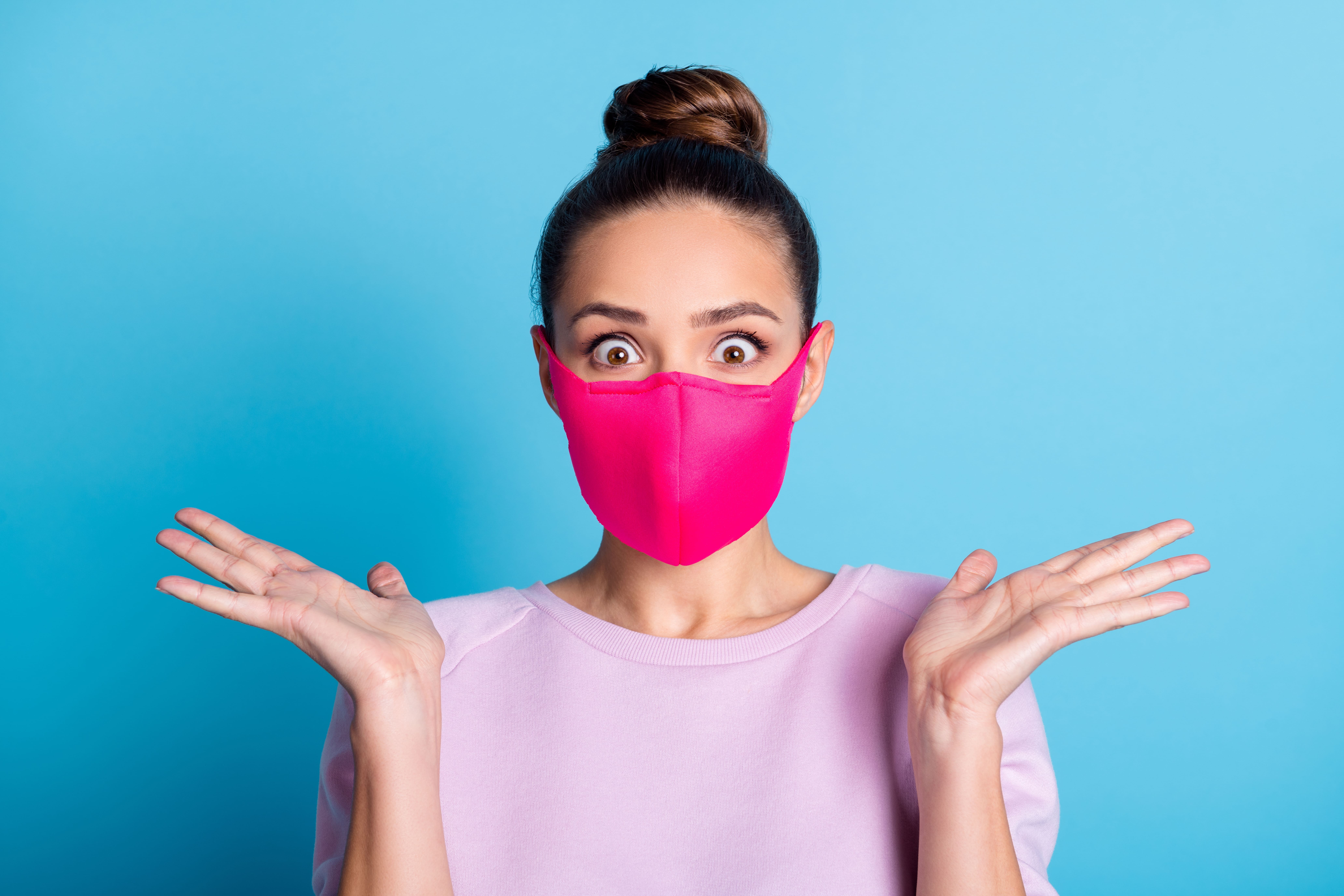 Le masque ne vous fait pas respirer votre propre CO2. © Deagreez, Adobe Stock