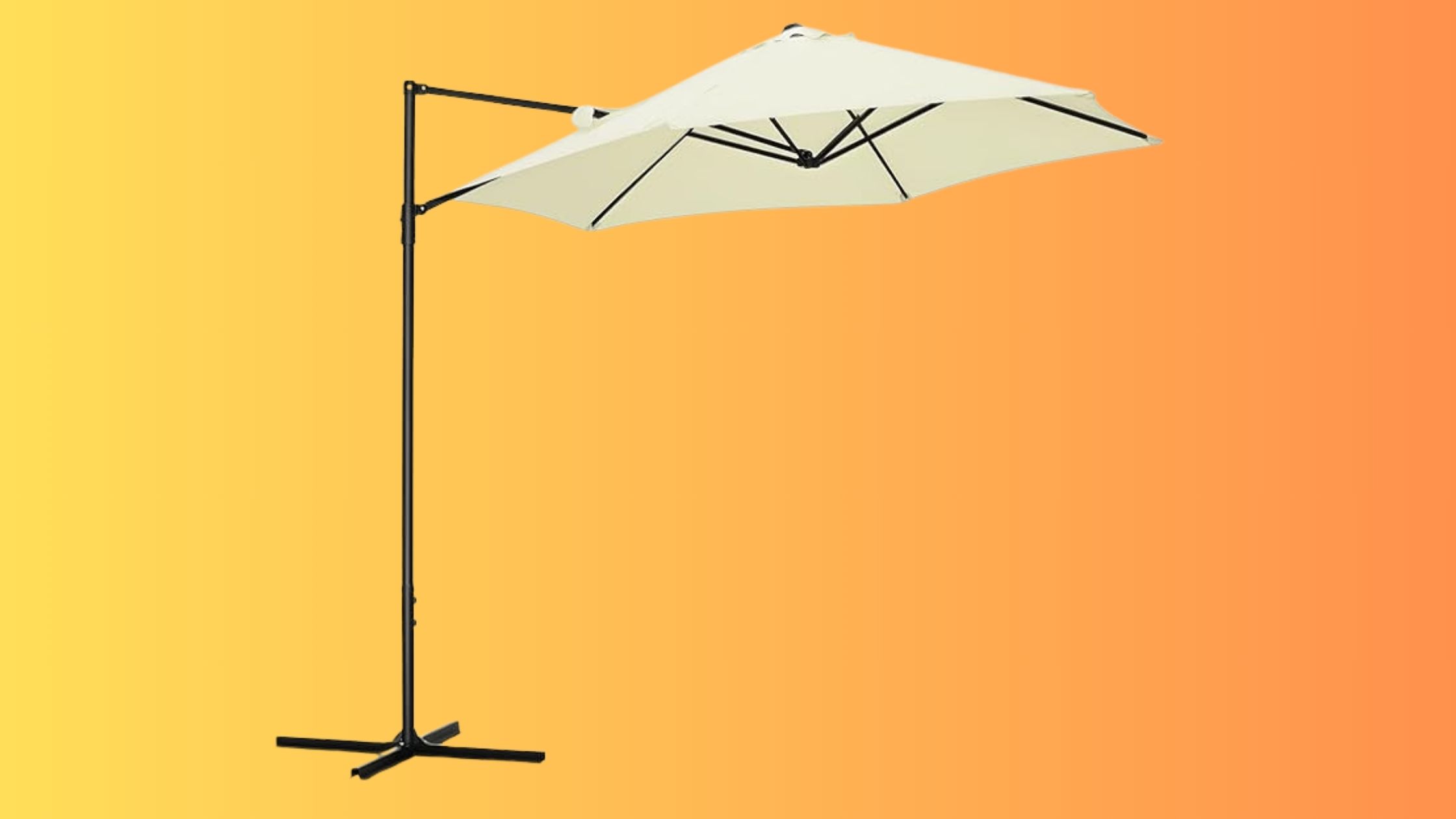 Ce parasol inclinable Outsunny idéal pour un jardin et une terrasse est en promo à l'occasion des soldes d'été © Amazon