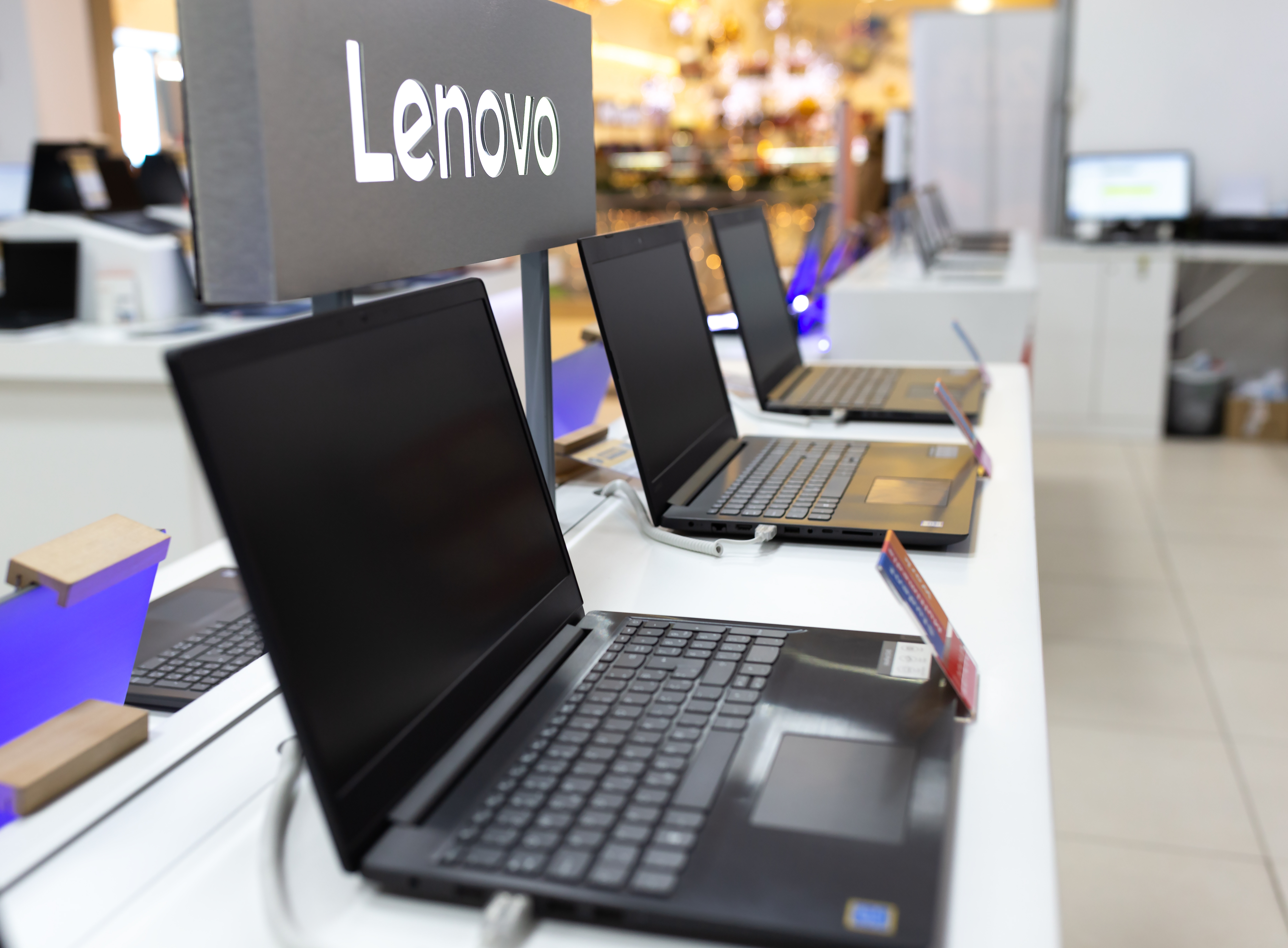 Cdiscount : l'ordinateur portable Lenovo IP 5 15ITL05 est en promotion avant le Black Friday © Nemanja, Adobe Stock