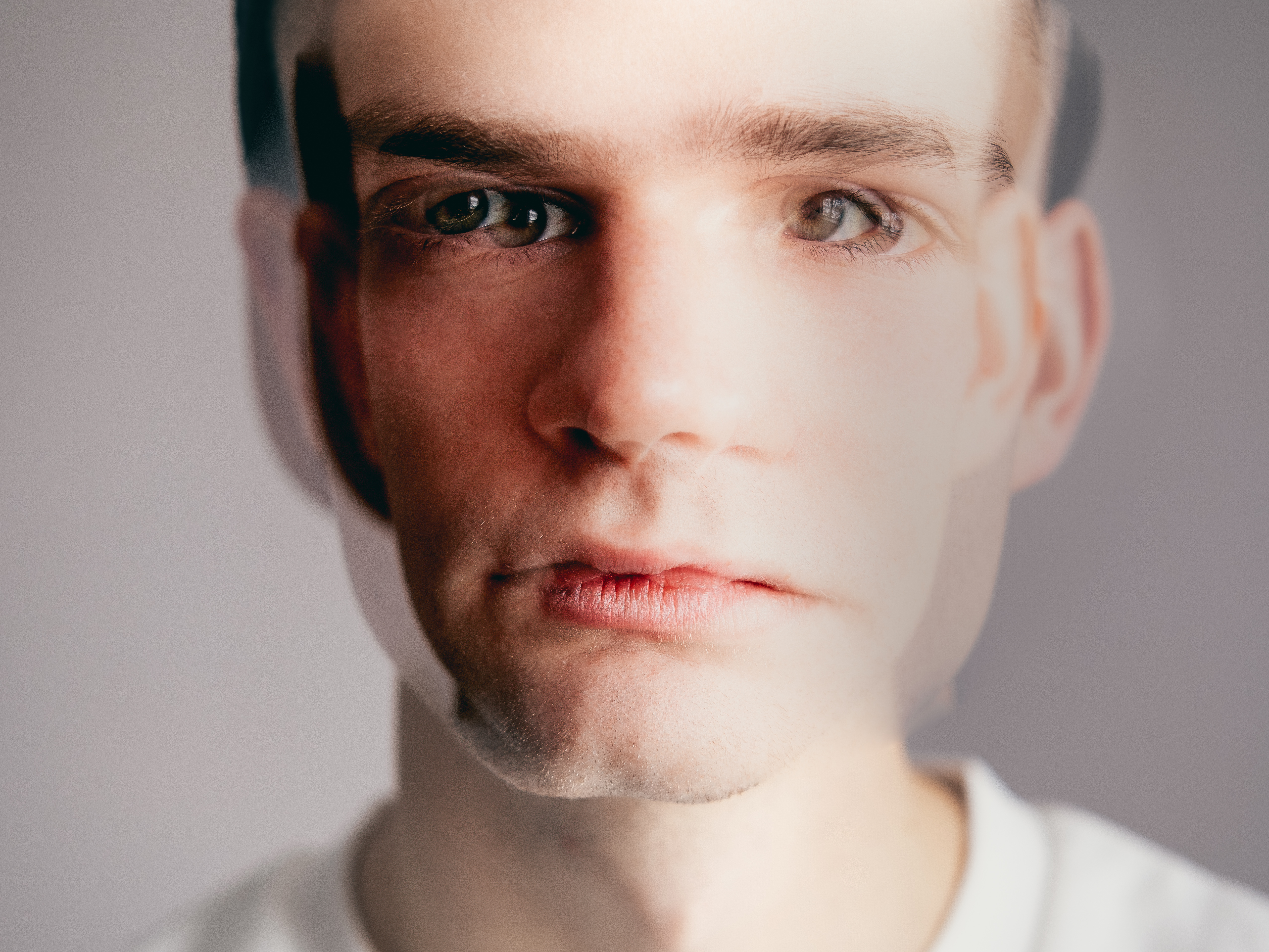 La bipolarité est caractérisée par une alternance de phases d’euphorie et de phases de dépression profonde. © polya_olya, Adobe Stock