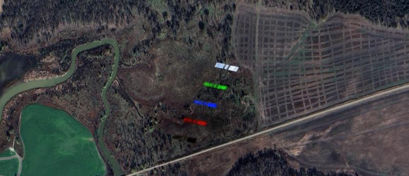 Spotted ! Passage d'un satellite Starlink pendant l'imagerie d'une zone au nord de Dallas au Texas par un satellite Pléiades. © Google Earth