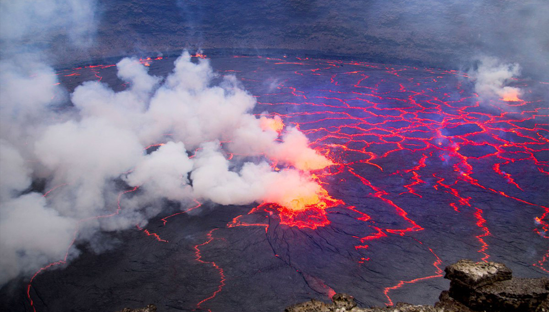 Nyiragongo : voyage au cœur du volcan par Olivier Grunewald