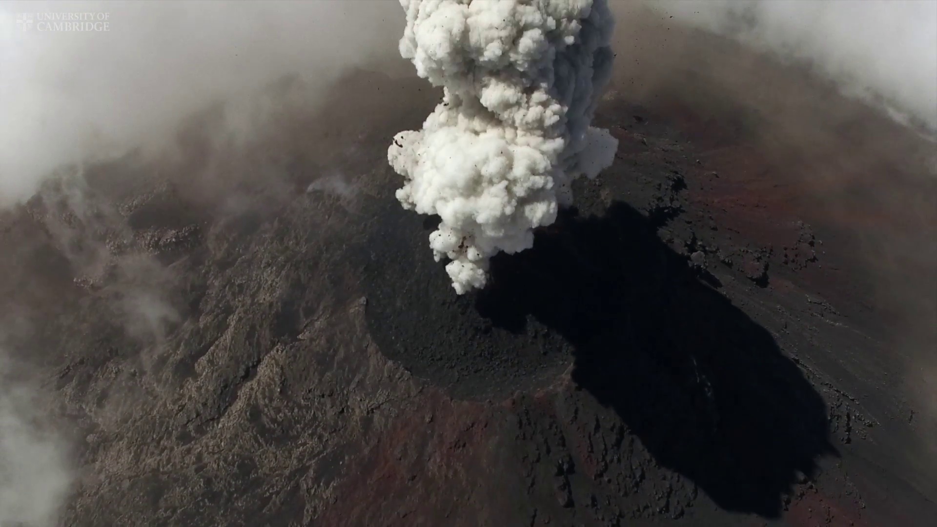 Éruptions volcaniques : des drones nous offrent un spectacle inédit