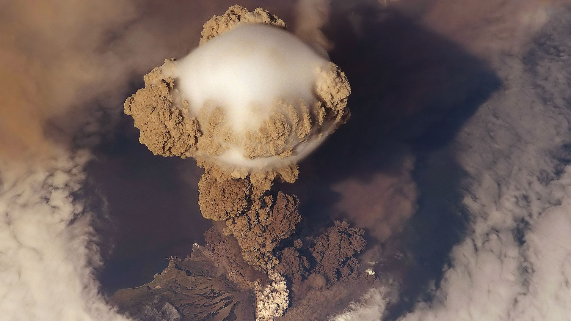 Kézako : les secrets de la formation des volcans
