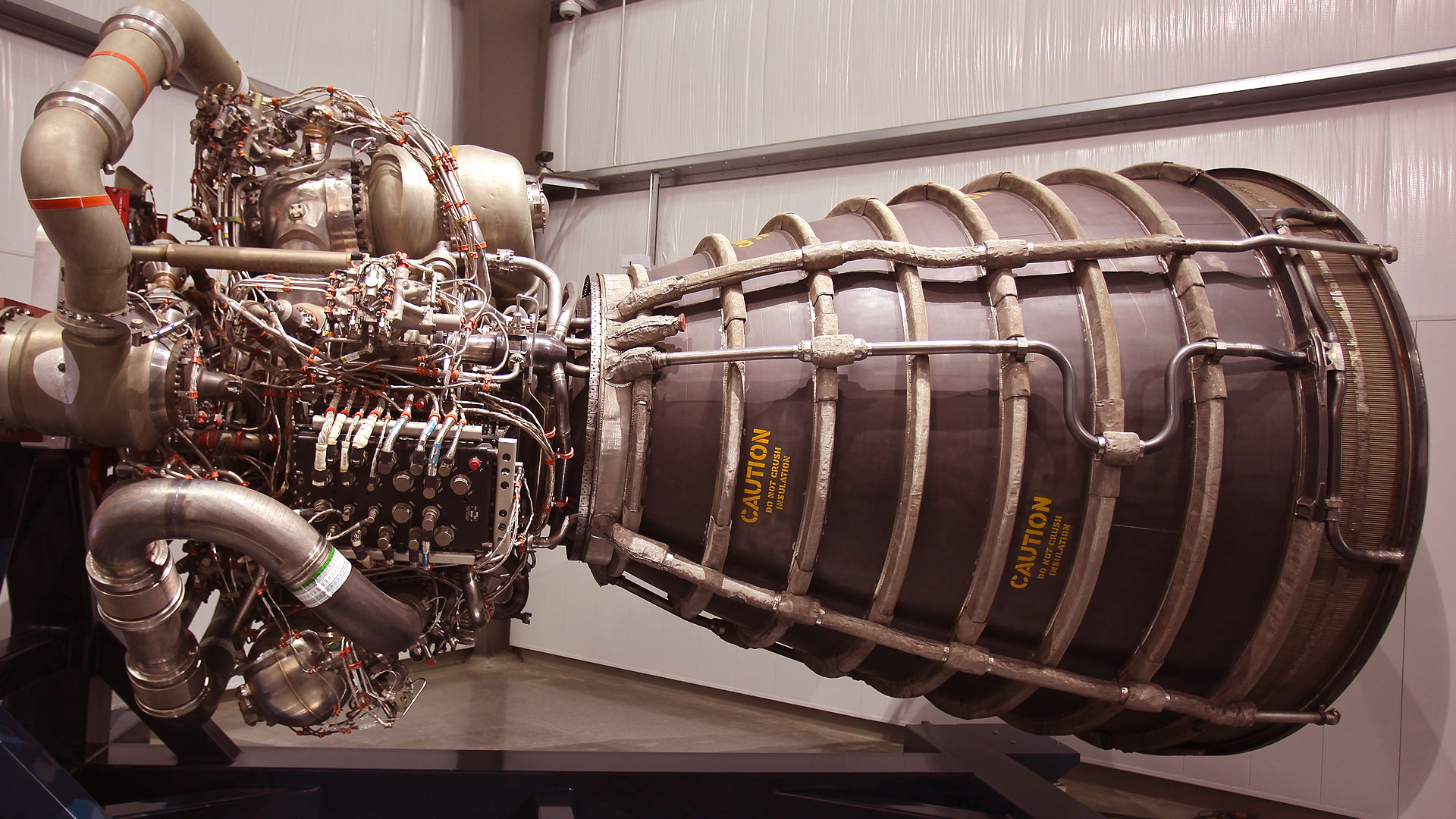 RS-25, le moteur-fusée le plus puissant du monde, assemblé en time-lapse