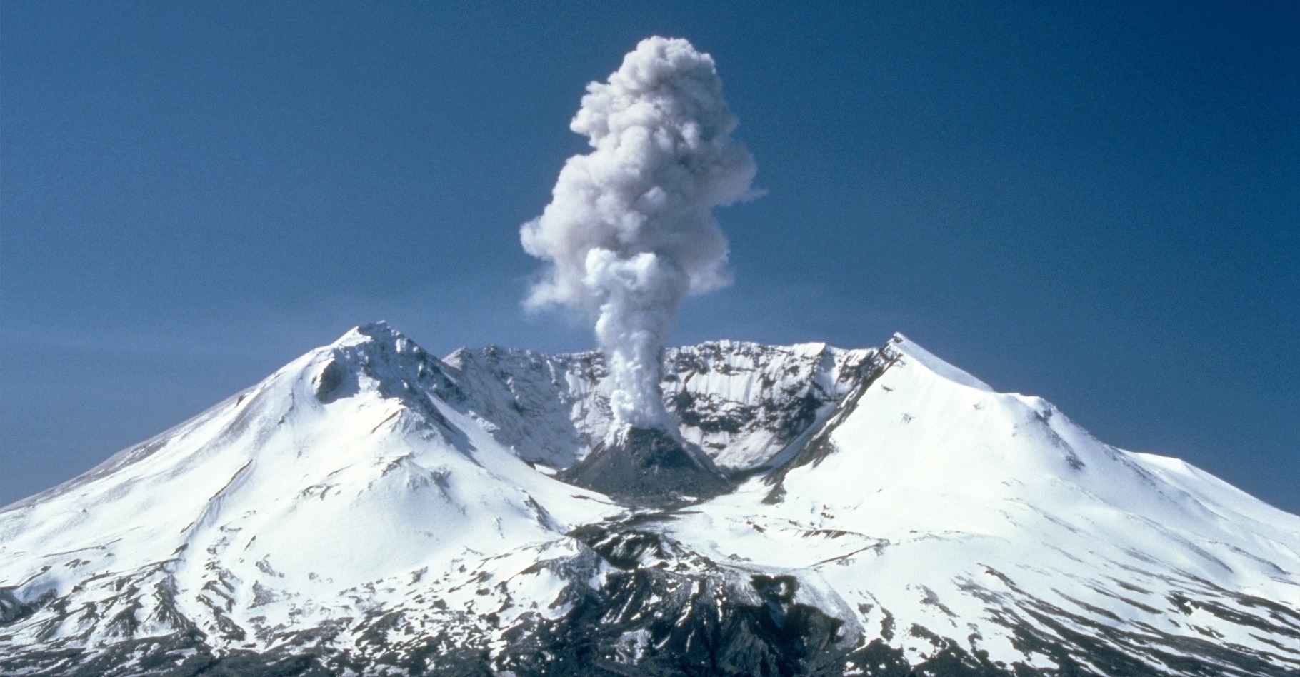 Les volcans émettent dans l’atmosphère, moins de CO2&nbsp;que les activités humaines. ©&nbsp;WikiImages, Pixabay, CC0 Creative Commons
